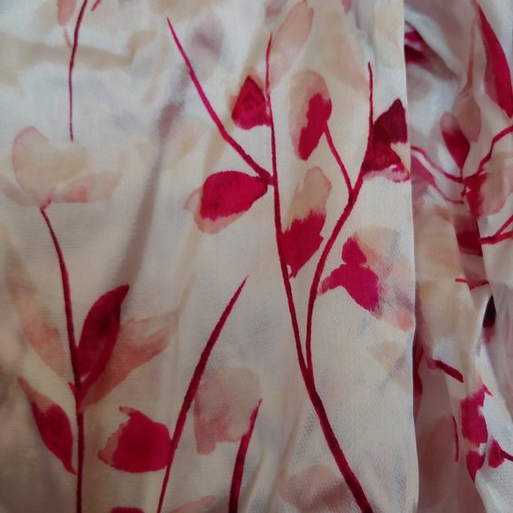 White House Black Market pink and white floral flowy top size 2 - Picture 6 of 8